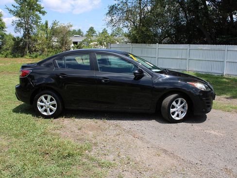 Used 2010 MAZDA MAZDA3 i Touring FWD image 12