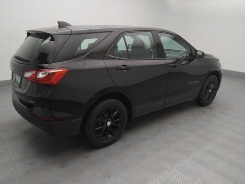 Used 2019 Chevrolet Equinox LS image 10