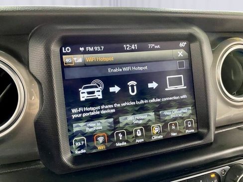 Used 2018 Jeep Wrangler Unlimited Sahara image 22