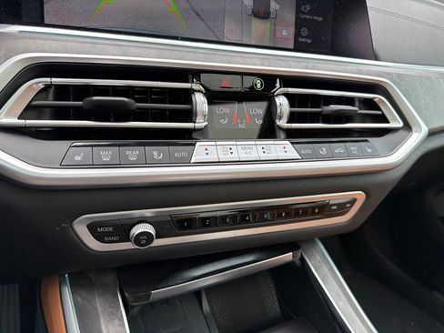 Used 2023 BMW X5 xDrive40i w/ Premium Package AWD/4WD image 12