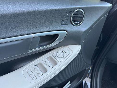 Used 2025 Hyundai Sonata Limited FWD image 9