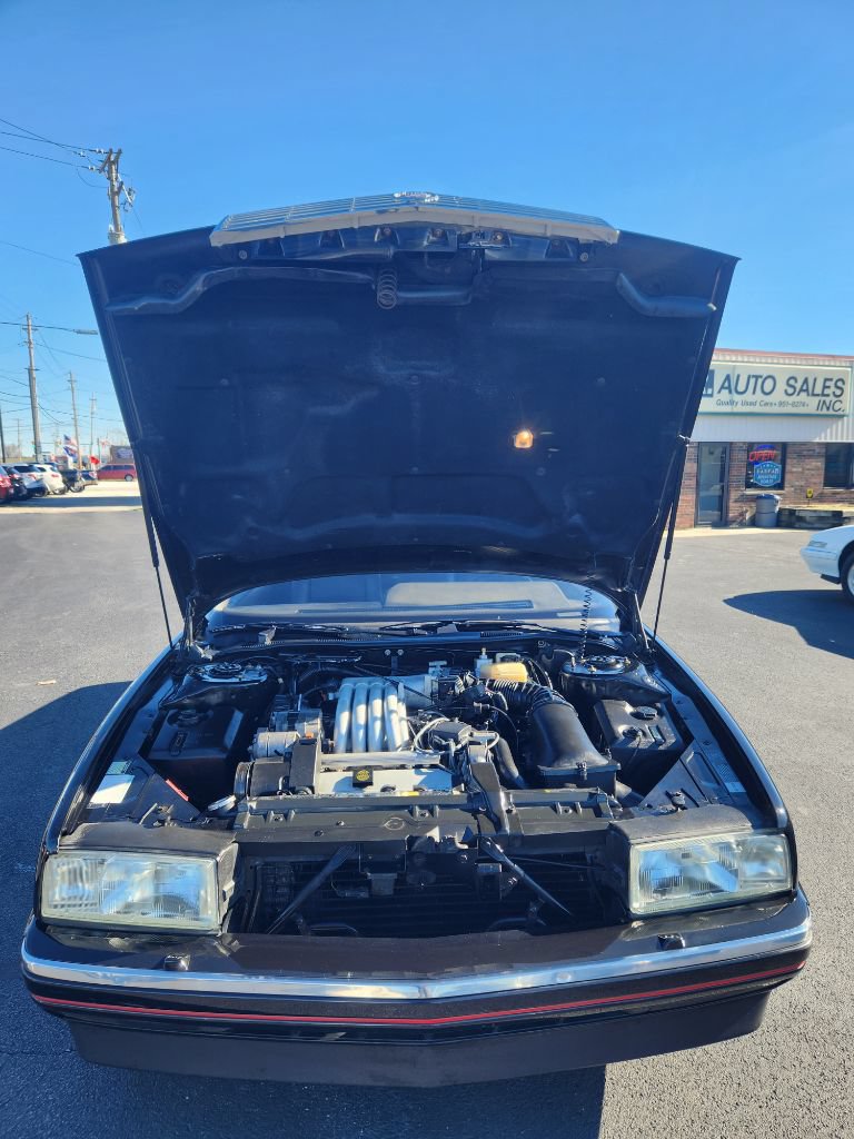 Used 1992 Cadillac Allante FWD image 36