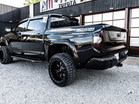 Used 2020 Toyota Tundra Limited w/ Limited Premium Package AWD/4WD image 7
