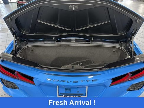 Used 2021 Chevrolet Corvette Stingray Premium Conv w/ Z51 Performance Package RWD image 27