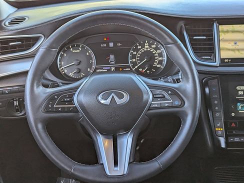 Used 2022 INFINITI QX50 Essential image 19