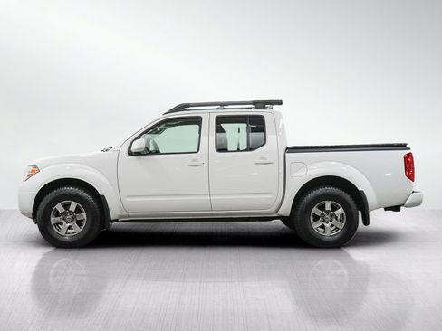 Used 2011 Nissan Frontier PRO-4X w/ Pro-4x Luxury Pkg AWD/4WD image 2