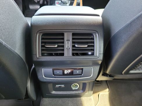 Used 2021 Audi Q5 Premium Plus image 12
