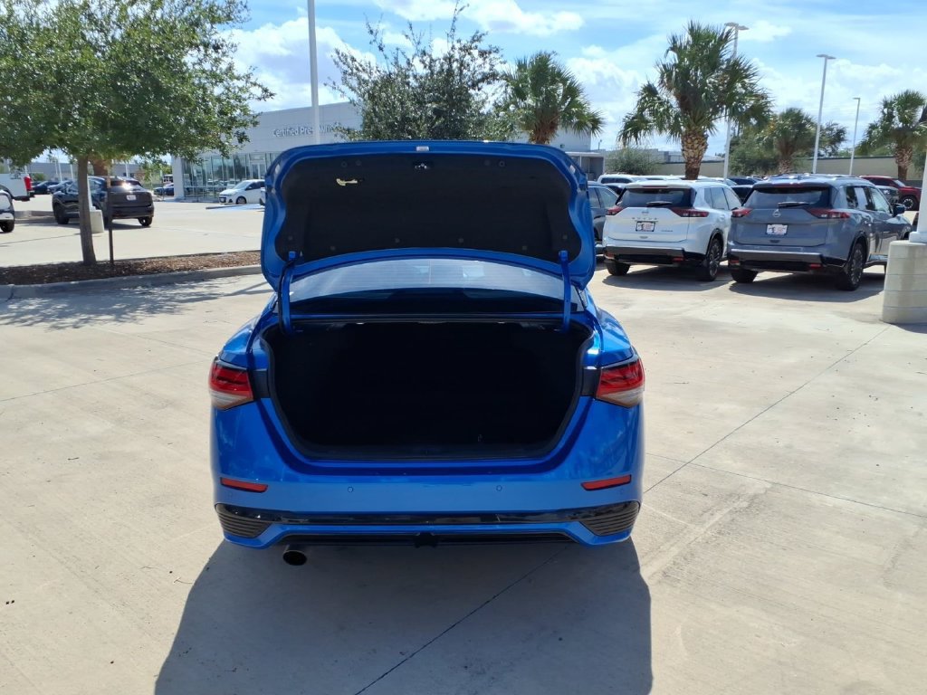 Used 2025 Nissan Sentra SR w/ SR Premium Package FWD image 20