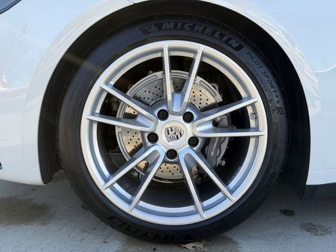 Used 2021 Porsche 911 Carrera image 18