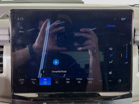 Used 2024 Ford Expedition XLT image 16