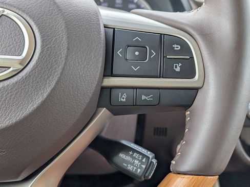 Used 2017 Lexus RX 450h AWD image 15