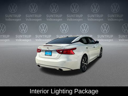 Used 2016 Nissan Maxima Platinum w/ Interior Lighting Package FWD image 7