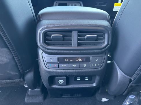 New 2026 Honda Pilot Elite image 12