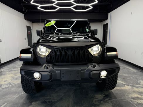 Used 2021 Jeep Wrangler Unlimited Sahara image 7