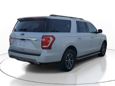 Used 2018 Ford Expedition Max XLT w/ Equipment Group 202A image 4