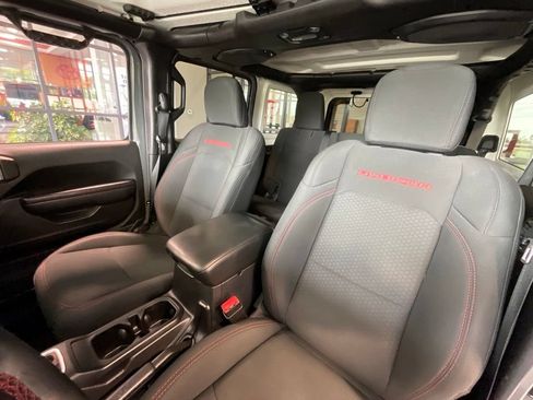 Used 2020 Jeep Wrangler Unlimited Rubicon AWD/4WD image 10