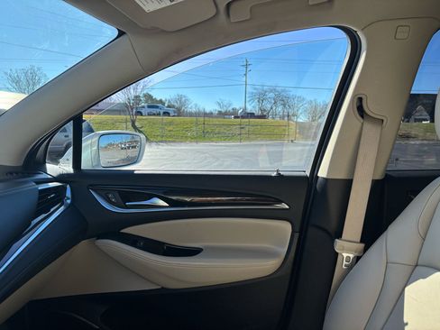 Used 2020 Buick Enclave Essence w/ Sound and Sites Package image 15