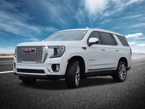 Used 2024 GMC Yukon Denali AWD/4WD image 17