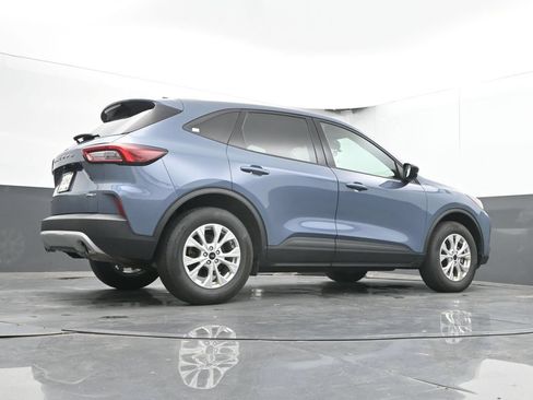 Used 2025 Ford Escape Active AWD/4WD image 43