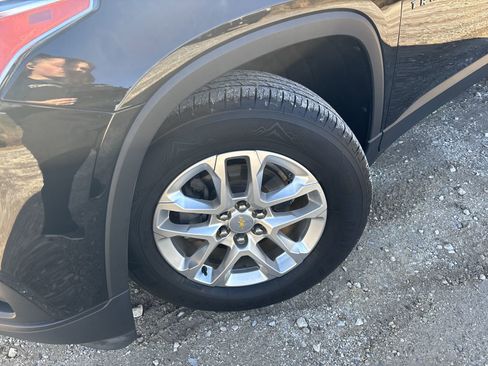 Certified 2020 Chevrolet Traverse LS image 13