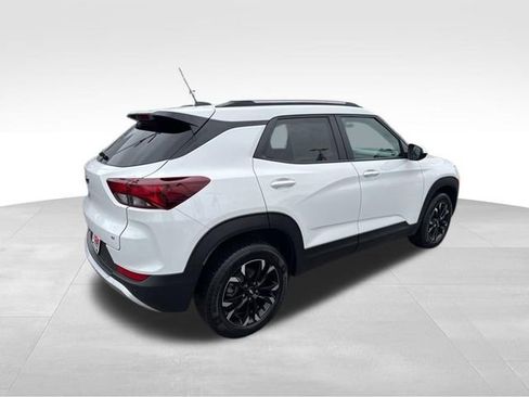 Used 2022 Chevrolet TrailBlazer LT w/ Convenience Package image 4