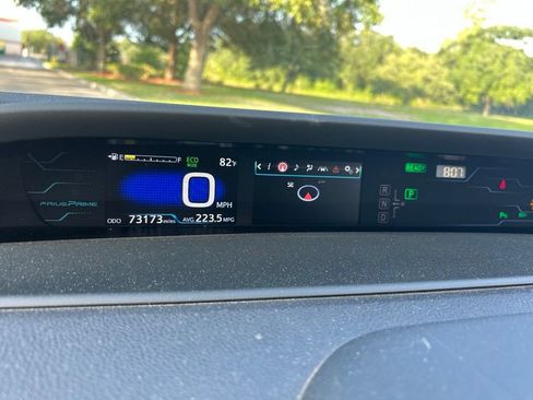 Used 2019 Toyota Prius Prime Advanced FWD image 24