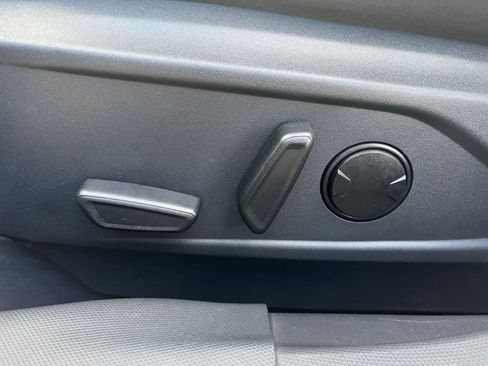 Used 2023 Ford Mustang Mach-E GT image 27