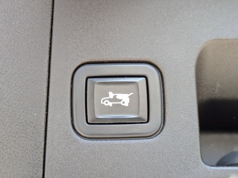 Used 2023 Cadillac XT5 Luxury image 7