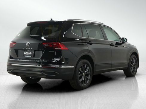Used 2022 Volkswagen Tiguan SE image 5