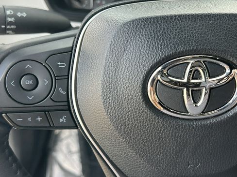 Used 2024 Toyota Corolla SE AWD/4WD image 19