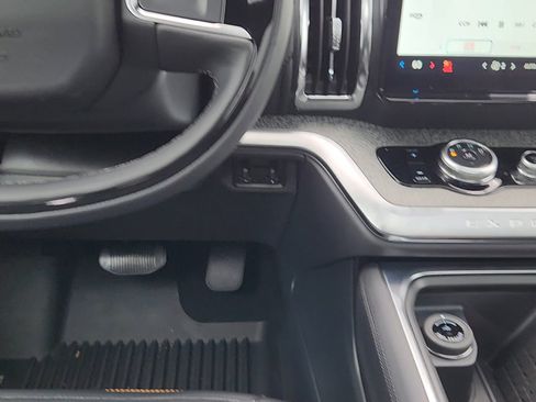 New 2025 Ford F250 Lariat w/ Lariat Ultimate Package image 21