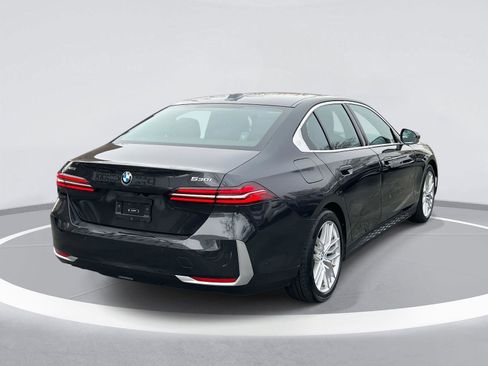 Used 2024 BMW 530i xDrive w/ Premium Package image 6