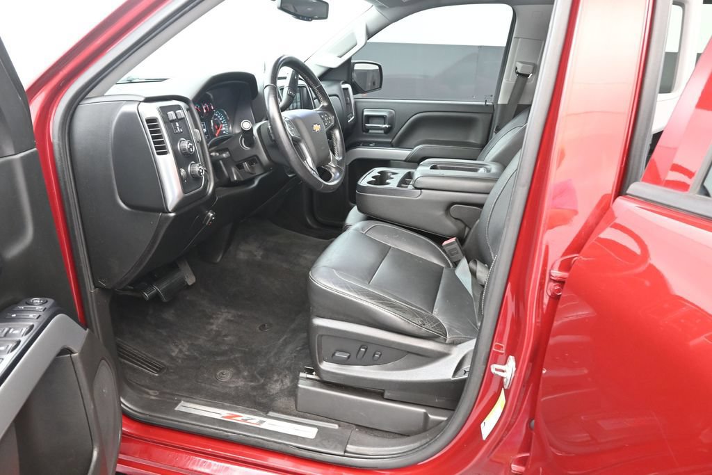Used 2018 Chevrolet Silverado 1500 LT w/ All Star Edition AWD/4WD image 16