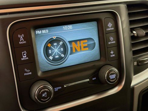 Used 2016 RAM 1500 Classic SLT AWD/4WD image 20