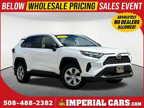 Used 2023 Toyota RAV4 LE image 1