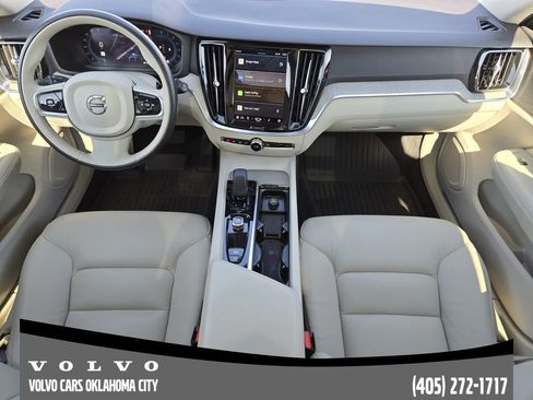 Certified 2024 Volvo V60 B5 Cross Country Plus w/ Protection Package Premier image 25