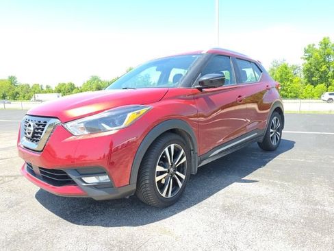 Used 2020 Nissan Kicks SR FWD image 7