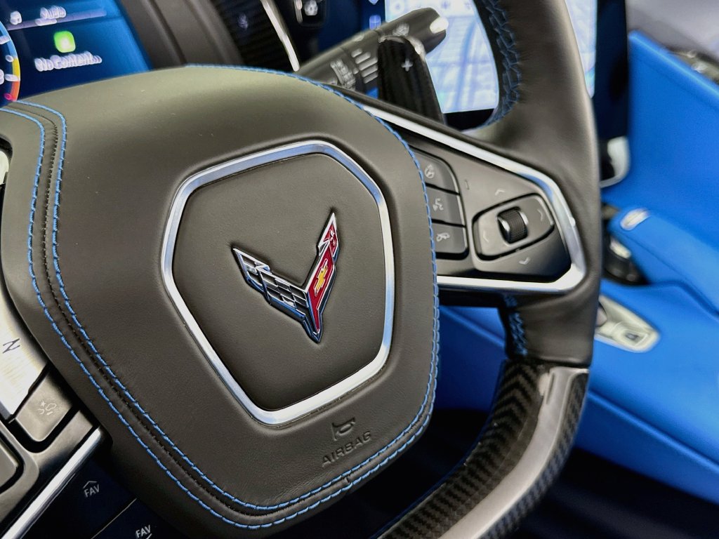 Used 2025 Chevrolet Corvette Z06 w/ Stealth Interior Trim Package RWD image 20