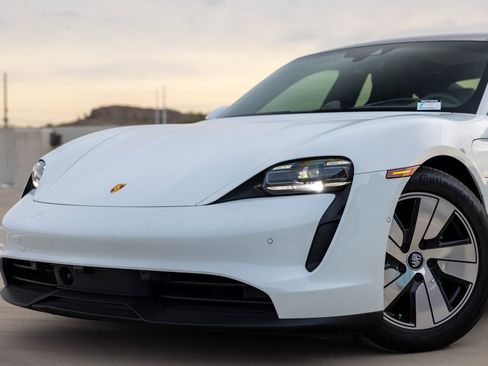Used 2023 Porsche Taycan w/ Premium Package RWD image 5