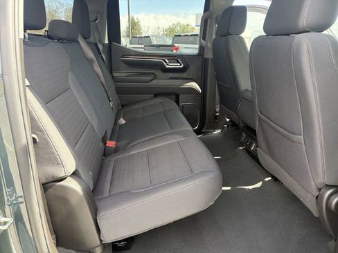 Used 2025 Chevrolet Silverado 1500 LT AWD/4WD image 28