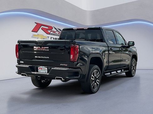 Used 2021 GMC Sierra 1500 AT4 w/ AT4 Preferred Package image 5