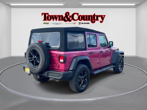 Certified 2022 Jeep Wrangler Unlimited Sport AWD/4WD image 7