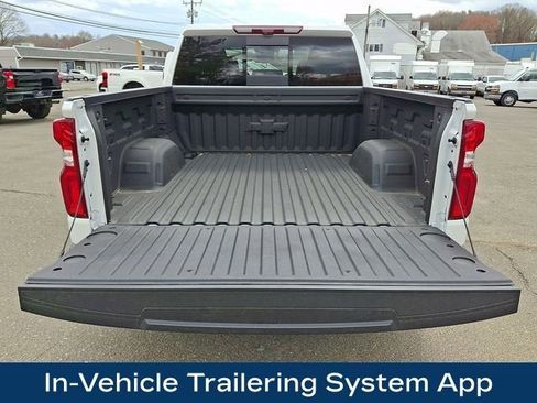 Used 2025 Chevrolet Silverado 1500 High Country w/ Technology Package AWD/4WD image 38