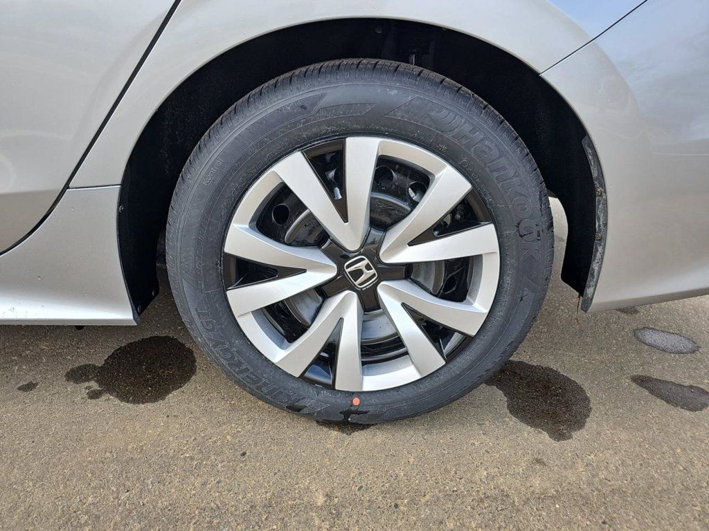 Used 2026 Honda Civic LX image 22