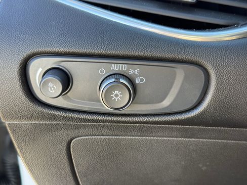 Used 2024 Chevrolet Malibu LT image 24