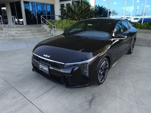 Used 2025 Kia K4 GT-Line FWD image 3