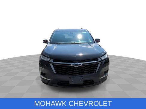 Used 2023 Chevrolet Traverse Premier w/ Redline Edition AWD/4WD image 3