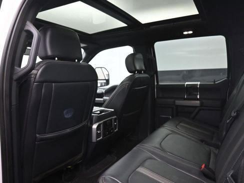 Used 2022 Ford F450 Platinum w/ FX4 Off-Road Package image 2