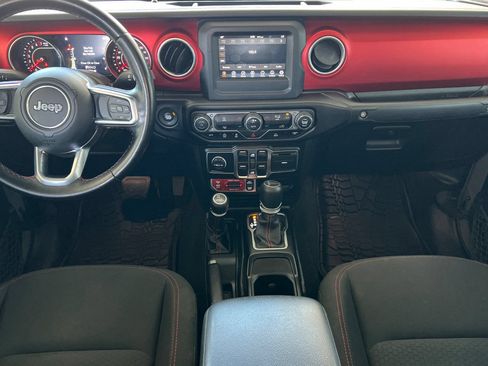 Used 2020 Jeep Gladiator Rubicon AWD/4WD image 18