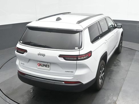 Used 2024 Jeep Grand Cherokee L Limited w/ Luxury Tech Group II AWD/4WD image 31